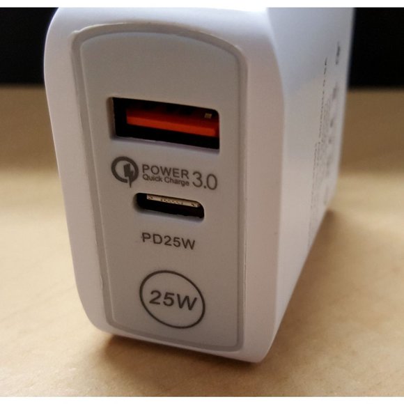 Fast PD Wall Charger Dual Port QC 3.0 USB Type C and USB A Ports - Picture 2 of 7